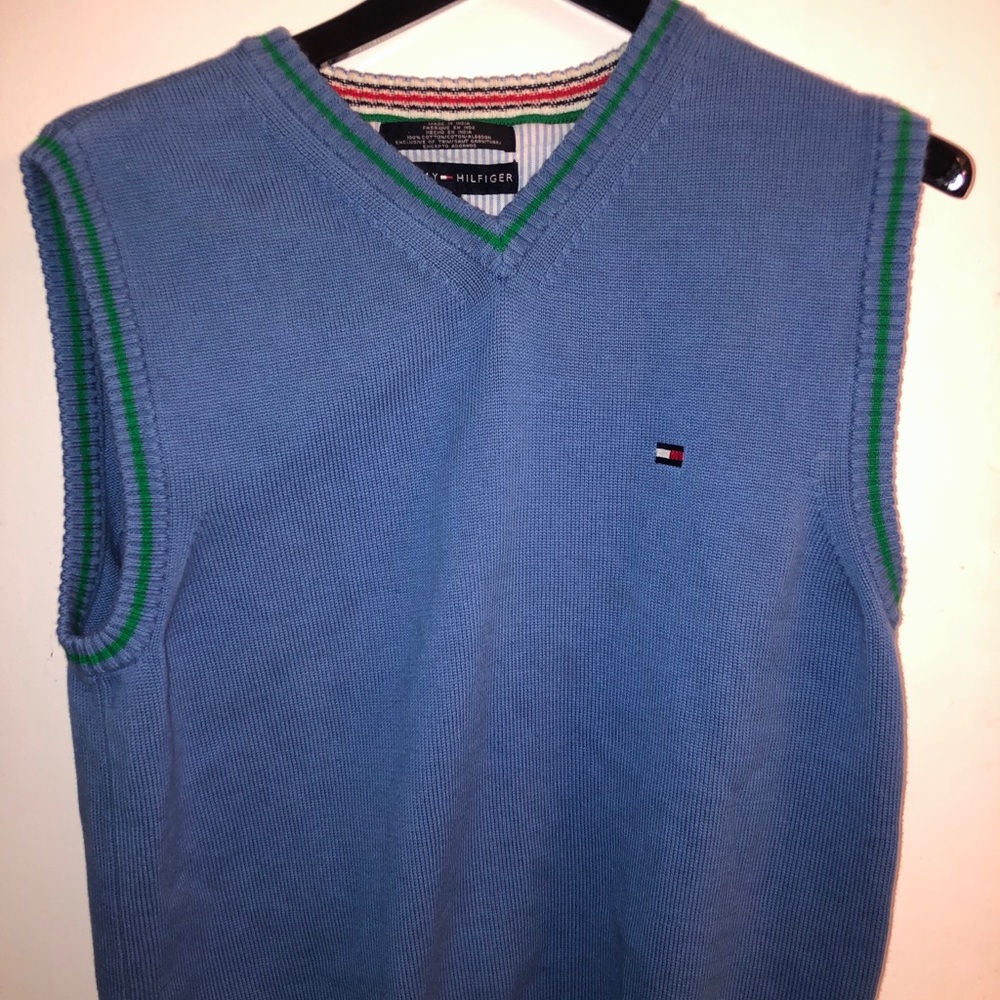 Tommy knitted vest